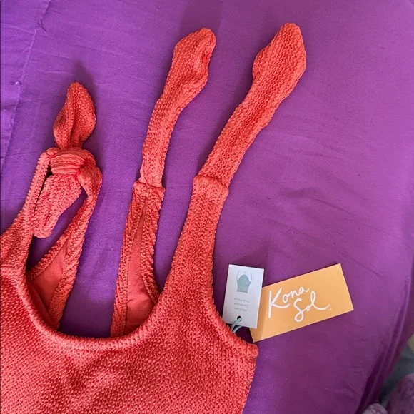 KONA SOL Pucker Textured 1-Pc Swimsuit "Rust" XS New - Picture 6 of 6